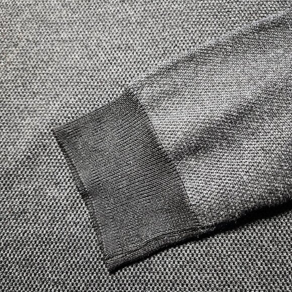 Dark gray & black waffle knit hoodie - Picture 3 of 10